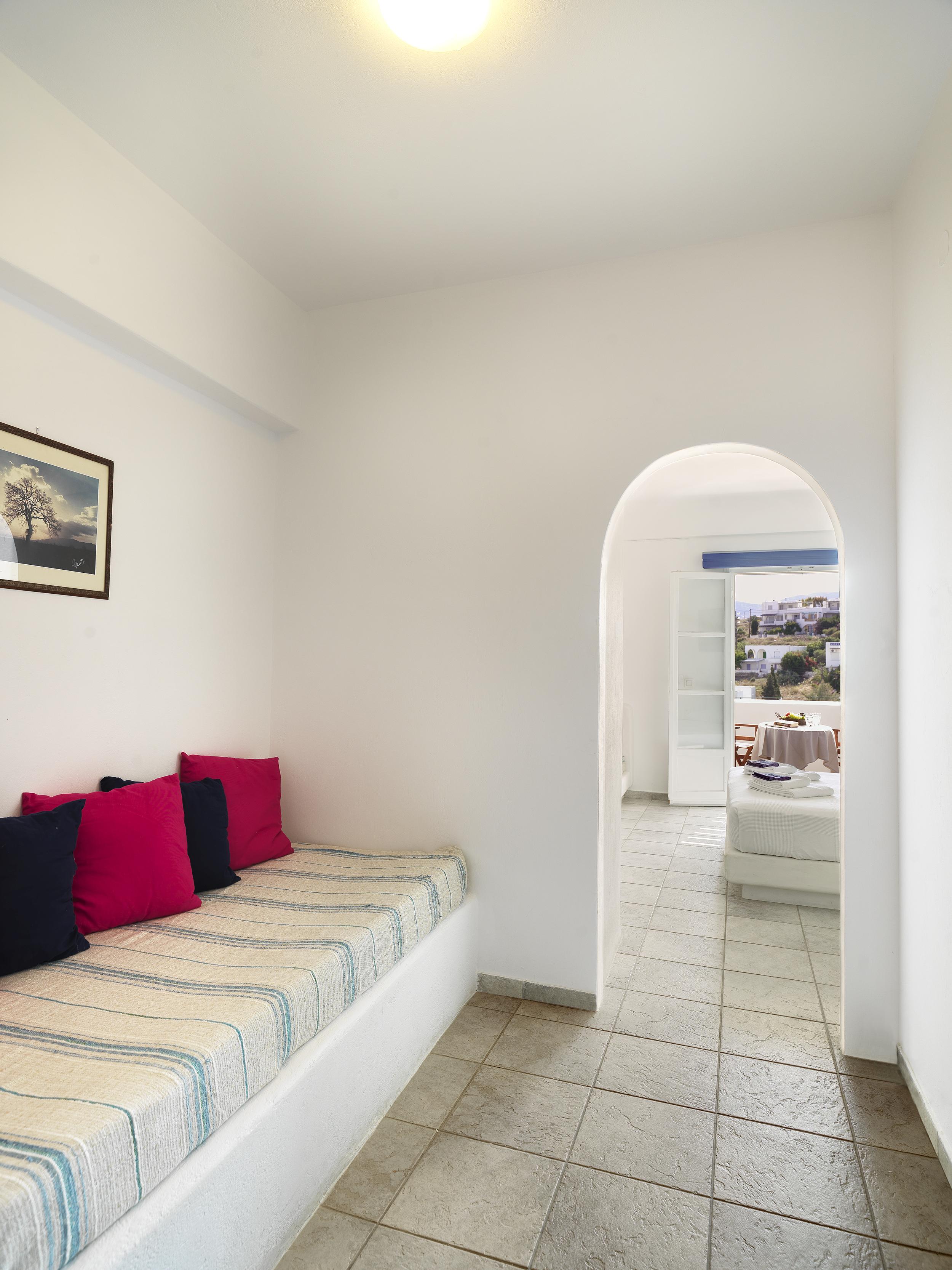 Aloni Hotel & Suites Piso Livadi Ngoại thất bức ảnh