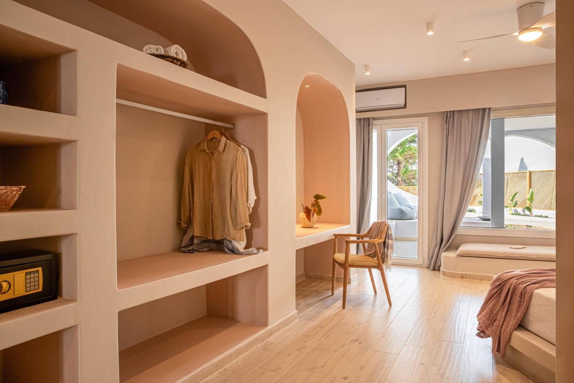 Aloni Hotel & Suites Piso Livadi Ngoại thất bức ảnh